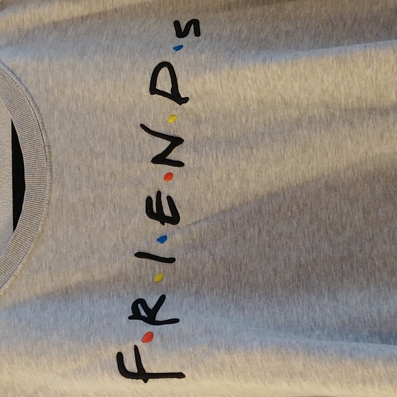 H&M - F.R.I.E.N.D.S Hoodie - Picture 2 of 5